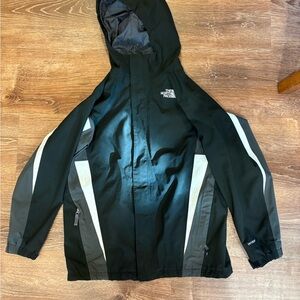 The North Face Black and White Hooded Jacket Xl boys